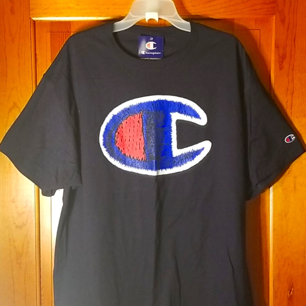 CHAMPION TEE SHIRT